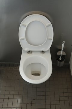 Toilet seat open