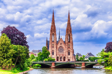 Fototapeta na wymiar Strasbourg City Medieval Protestant Church