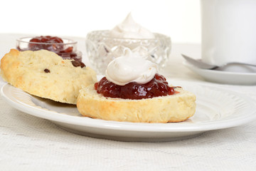 scone with jam and cream