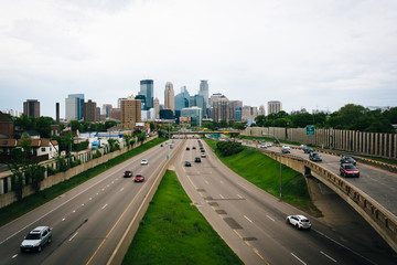 I-35 and the downtown skyline from the 24th Street Pedestrian Br