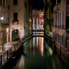 Fototapeta na wymiar Venezia notturno
