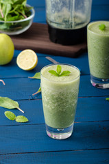 Fresh herbs smoothie