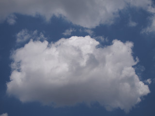 Obraz premium 夏の青空と白雲 Photo date 2014/07/28 at 埼玉県狭山市