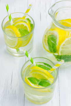 Homemade lemonade with fresh lemon and mint