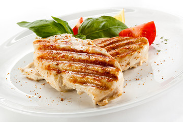 Grilled chicken fillets, rice and vegetables