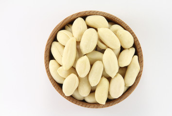 Peanuts in a round wooden form