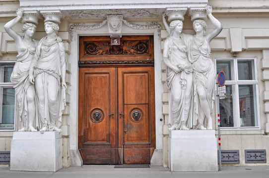 Portale Palais Pallavicini