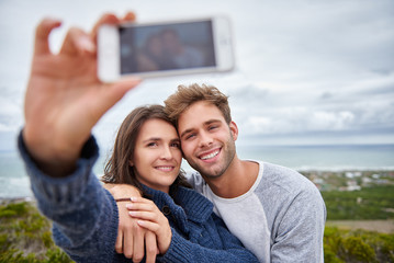 Loving relationship capture in a selfie
