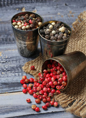 Mixed pepper in metallic bowl