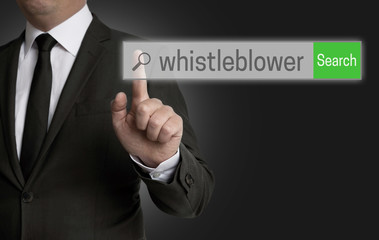 whistleblower Internet Browser wird von Geschäftsmann bedient
