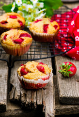 muffins with bran and strawberry