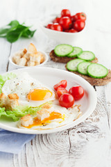 Breakfast with fried egg