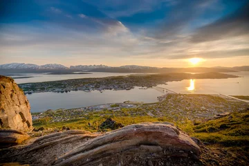 Zelfklevend Fotobehang Midnight Sun in Tromso, Norway. © Anibal Trejo