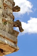 Obraz premium Uxmal detail pyramid carving and decorations