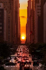 Fotobehang Manhattanhenge in New York City along the 42nd street © mandritoiu