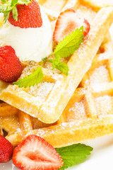 waffle with strawberry 
