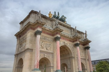Fototapeta na wymiar Paris landmark - Arc de Triomphe du Carrousel