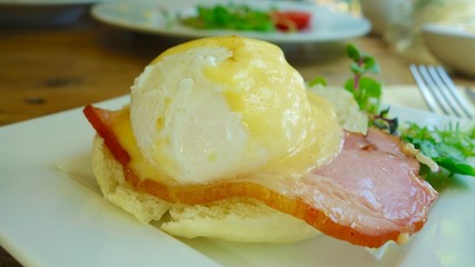 Egg Benedict
