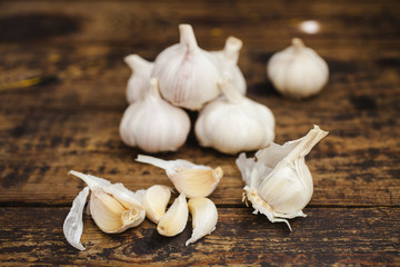 garlic segments
