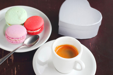 espresso coffee mug macaron cookies

