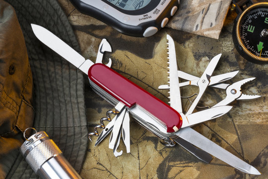 Swiss Army Style Knife - Great Outdoors