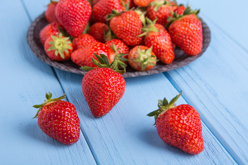  fresh strawberry