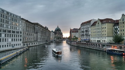 Fototapeta premium Berlin ile des musées