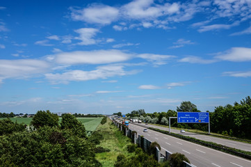 Fototapeta premium Landschaft mit Autobahn A2