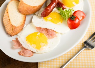 Breakfast, bacon, english.