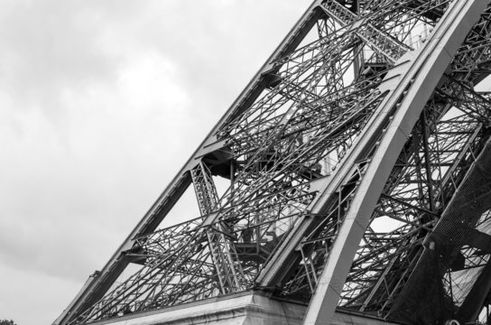 Fototapeta Eiffel Tower architecture detail