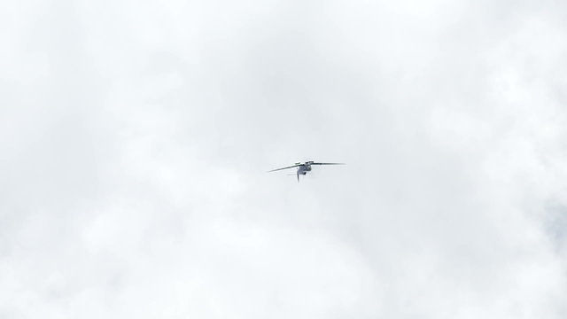 Spitfire 24 1S aerobatic