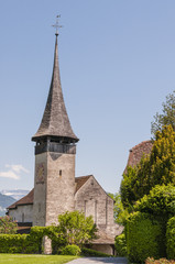 Fototapeta premium Spiez, Stadt, Schlosskirche, Kirche, Schloss Spiez, See, Berner Oberland, Schweiz