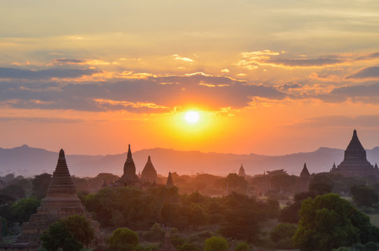 The plain of Bagan(Pagan), Mandalay, Myanmar