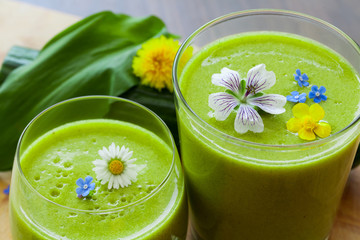 fresh smoothie - gesund, frisch, Blüten, Obst, Gemüse, Gurke