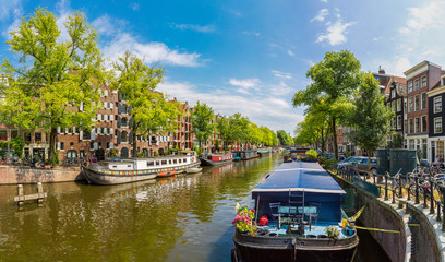 Naklejka premium Canal and bridge in Amsterdam