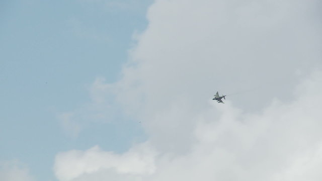 F-4 Phantom 24 4A rolling