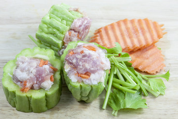 Gourd stuffed with pork for cooking Gourd steamed Vegetables and