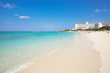 沖縄のビーチ・ニライビーチ