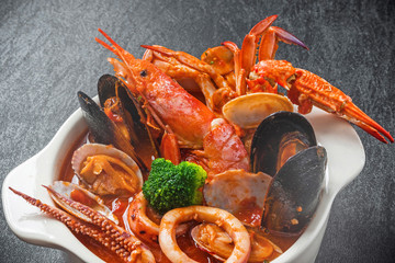 ブイヤベース Bouillabaisse French food