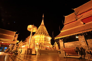 Wat Phra That Doi Suthep at night 