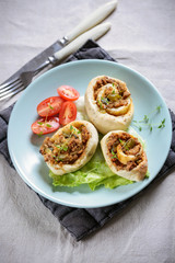 Hefeschnecken mit Sojahack, vegan