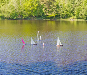 sailing toy boats