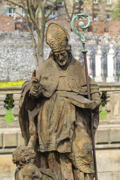 Monument of Stanislaus of Szczepanow, polish bishop and saint, K