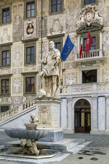 Fototapeta premium Statue of Cosimo I, Pisa, Italy