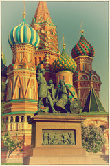 Fototapeta na wymiar Monument to Minin and Pozharsky, St. Basil's Cathedral in Moscow