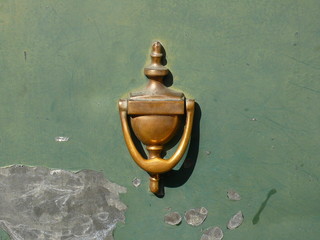 door knocker