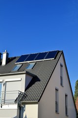 Thermische Solaranlage auf dem Dach