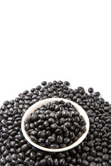 Black beans in white bowl 