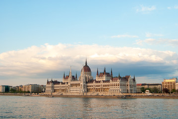 Obraz na płótnie Canvas Budapest Parliament building
