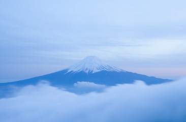 Fototapeta na wymiar Top of Mountain Fuji and cloud seen from Top of Mountain mitsutoge